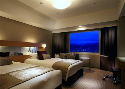 �f���w�����Ăׂ��z�e�����g���|���^������